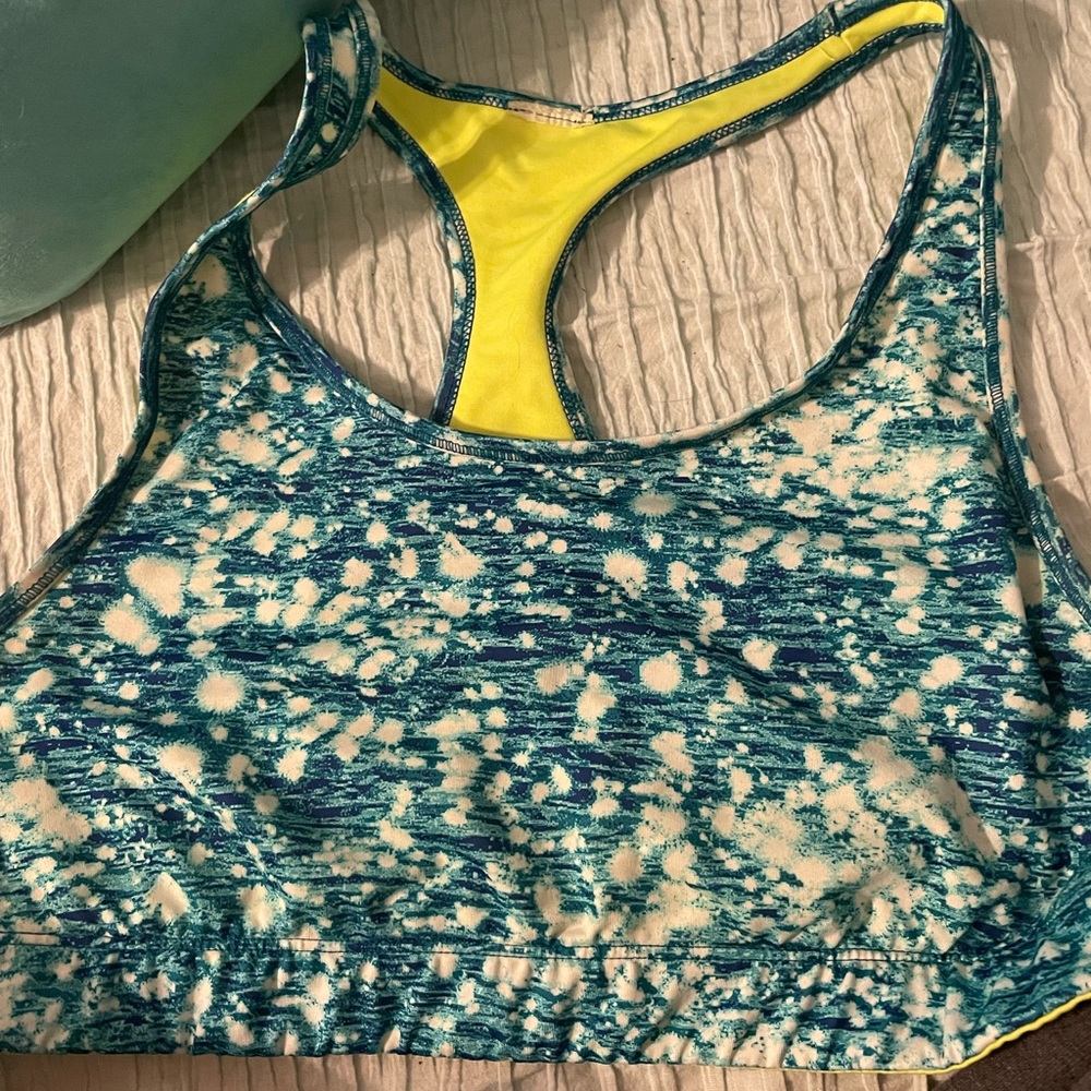 Sports bra